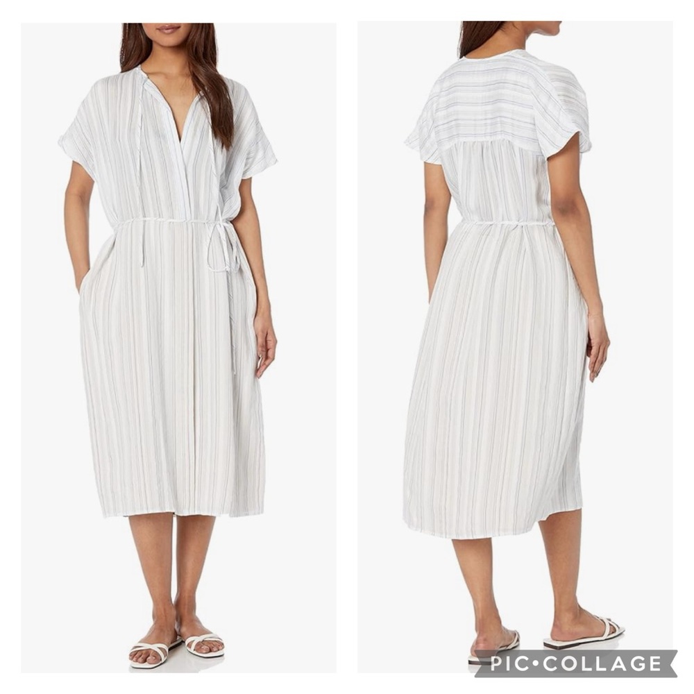 EUC Vince Striped Capped Sleeve  Drapey Shirred Dress in Off White/ Vista Blue